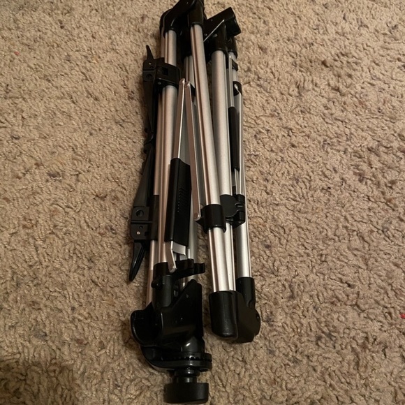 NIB 201 IPAD FOLDING STAND - Picture 8 of 11